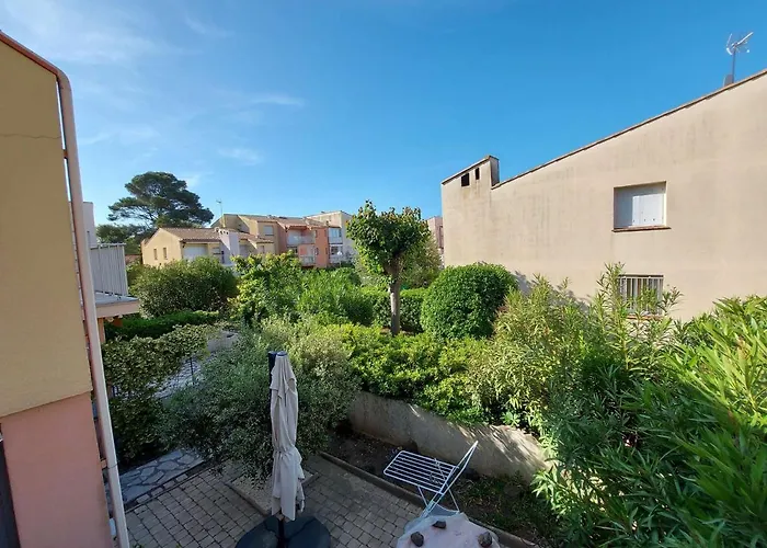 Appartement D'agde, 2 Pièces, 4 Personnes - Fr-1-423-222 Le Grau-dʼAgde