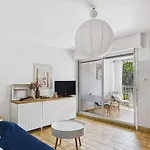 Lumineux 2 Pieces Pour 4 Pers, A 80m De La Avec Terrasse Et Parking Prive - Fr-1-423-222 Апартаменты Ле-Гро-д'Агд