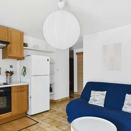Apartment Lumineux 2 Pieces Pour 4 Pers, A 80m De La Avec Terrasse Et Parking Prive - Fr-1-423-222