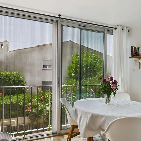 Lumineux 2 Pieces Pour 4 Pers, A 80m De La Avec Terrasse Et Parking Prive - Fr-1-423-222 Ле-Гро-д'Агд